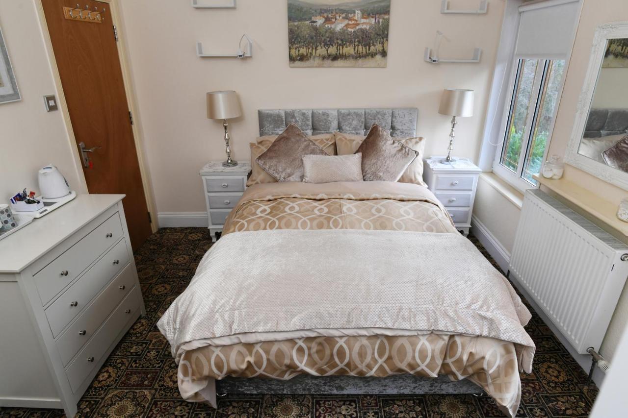 Bed and Breakfast Cilbrwyn Свонсі Екстер'єр фото
